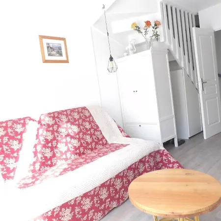 Confortable Maison Avec Terrasse A Dans Le Apartmán *