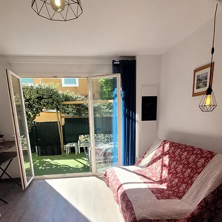 Confortable Maison Avec Terrasse A Dans Le Apartmán